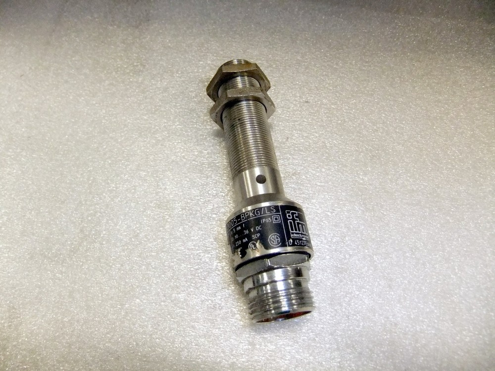 IFM EfectorIGA3005-BPKG/LS Proximity Switch