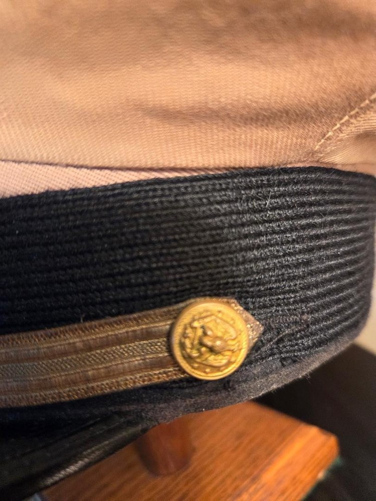 WWII U.S. Navy Officer's Visor cap/hat