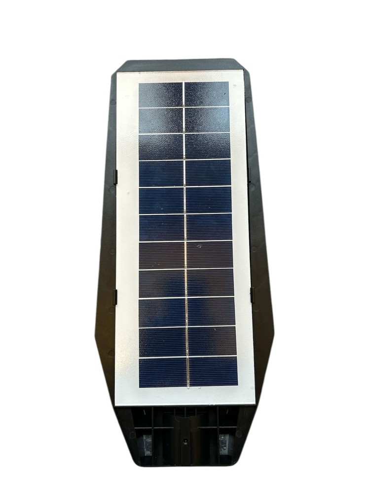 Solar LED Spotlight 400W IP66 with Remote Control Bracket 2 Light Modes