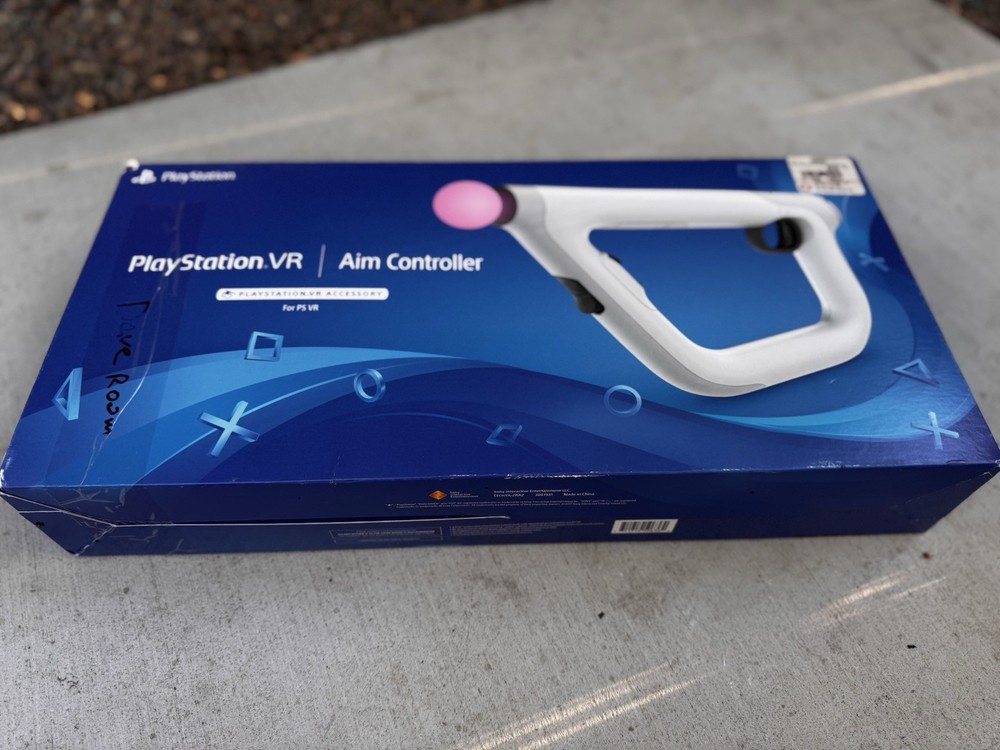 PSVR Gen 1 Bundle-Barely Used-Camera/Move Controllers/Aim Controller/AAA Games