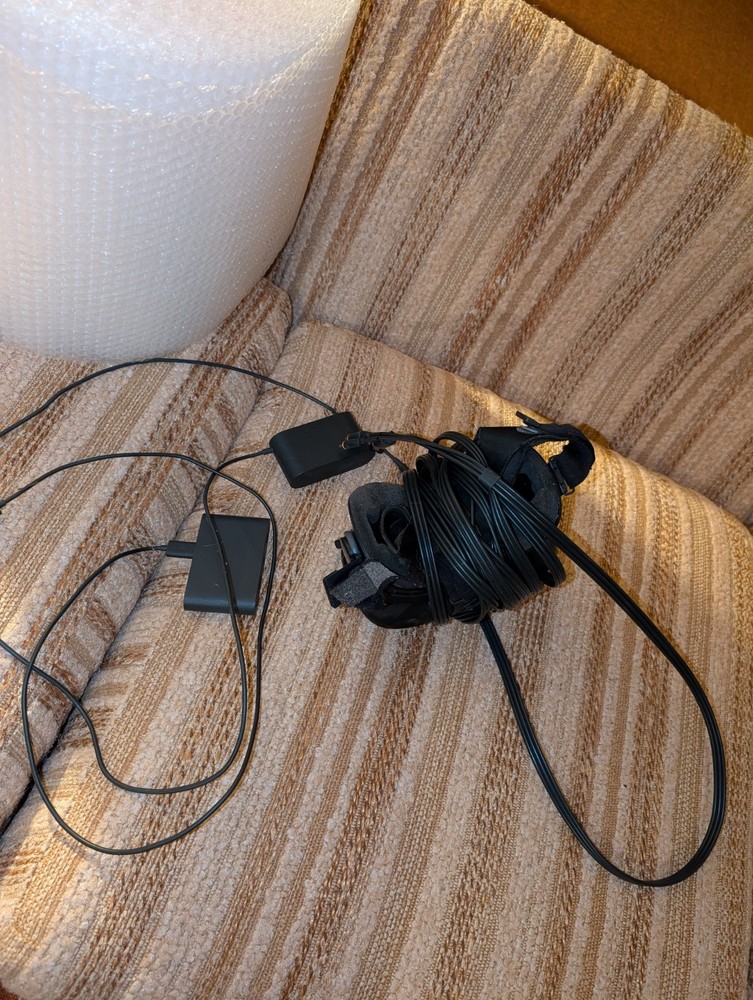 HTC Vive Virtual Reality Headset - Headset only