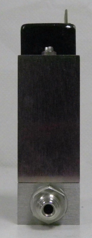 Unit UFC-1200A Mass Flow Controller, Gas- SF6, Range- 500 SCCM, Used