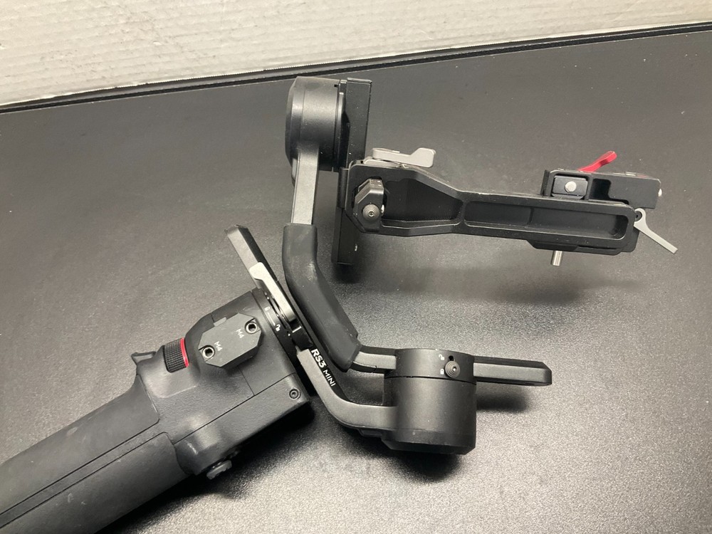 DJI RS3 Mini 3-Axis Gimbal Stabilizer **READ