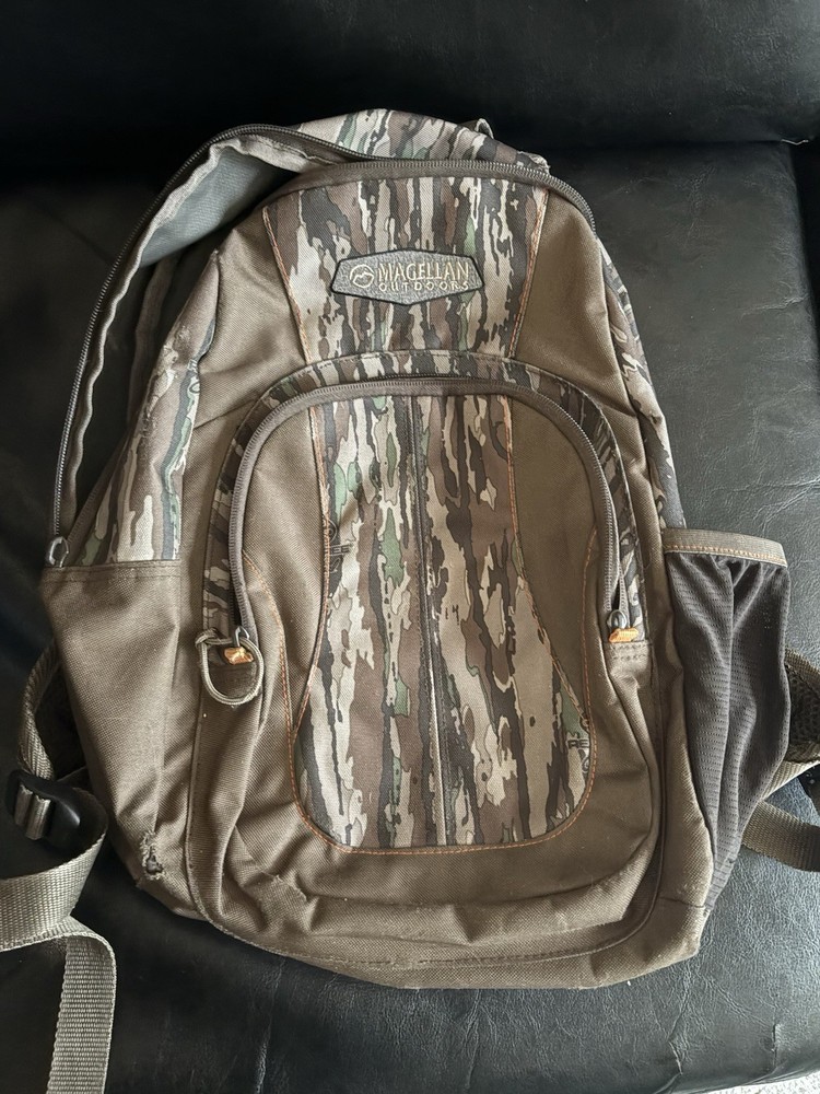 Magellan Camouflage Hunting Backpack Polyester Adjustable Straps Pockets