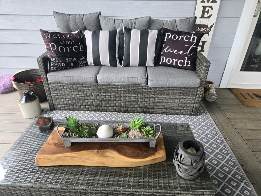5 PIECE PATIO SET !!