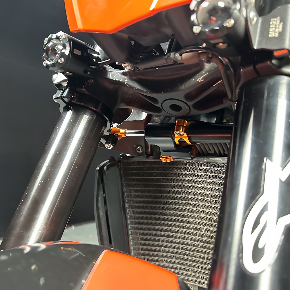 Front Linear Steering Damper Stabilizer Mount Bracket For 690 DUKE /R 2014-2018