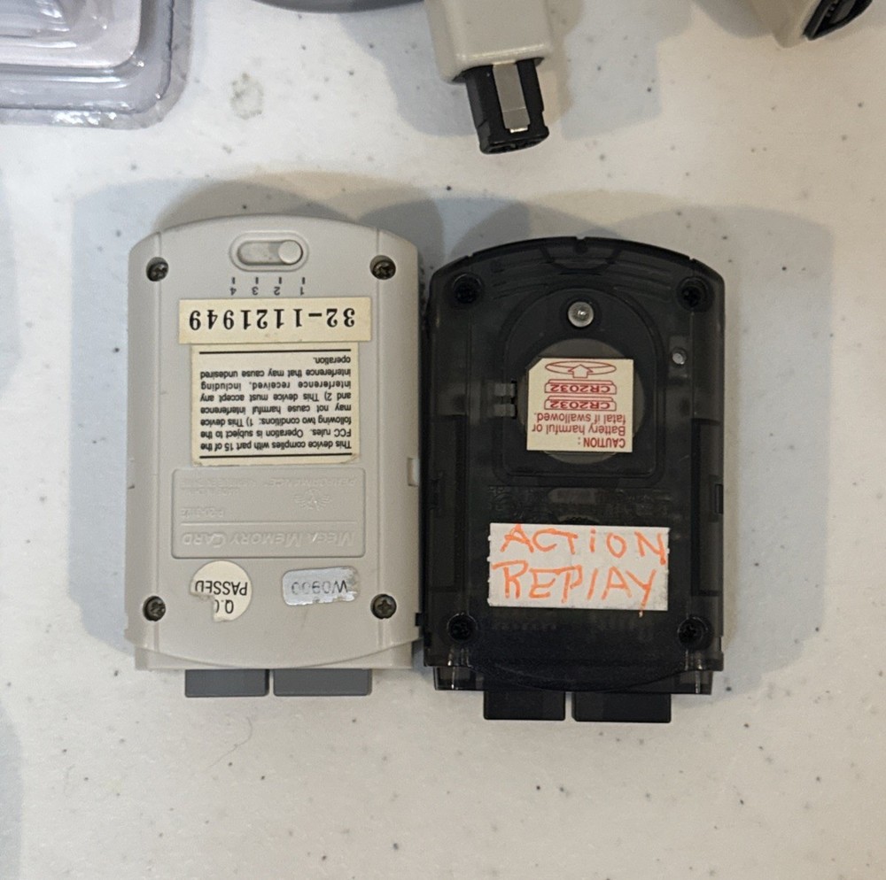 Sega Dreamcast Performance Astropad, VMU, memory card, controller ext