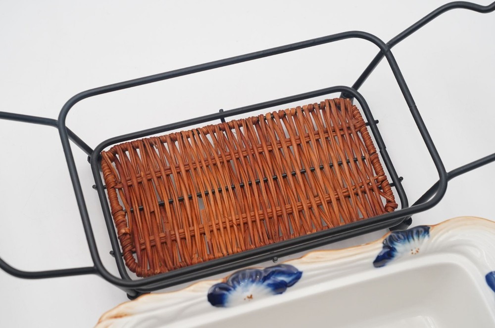 Temp-Tations Provance 10.5" Rectangular Baker w/ Lid Wicker Trivet & Metal Stand