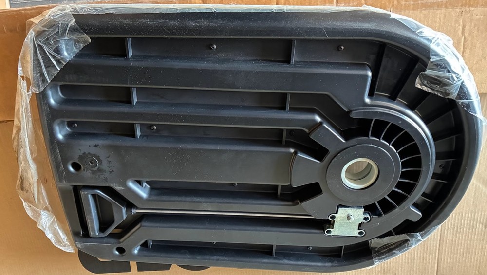 U06-1104-102 TRAY TABLE ASSY