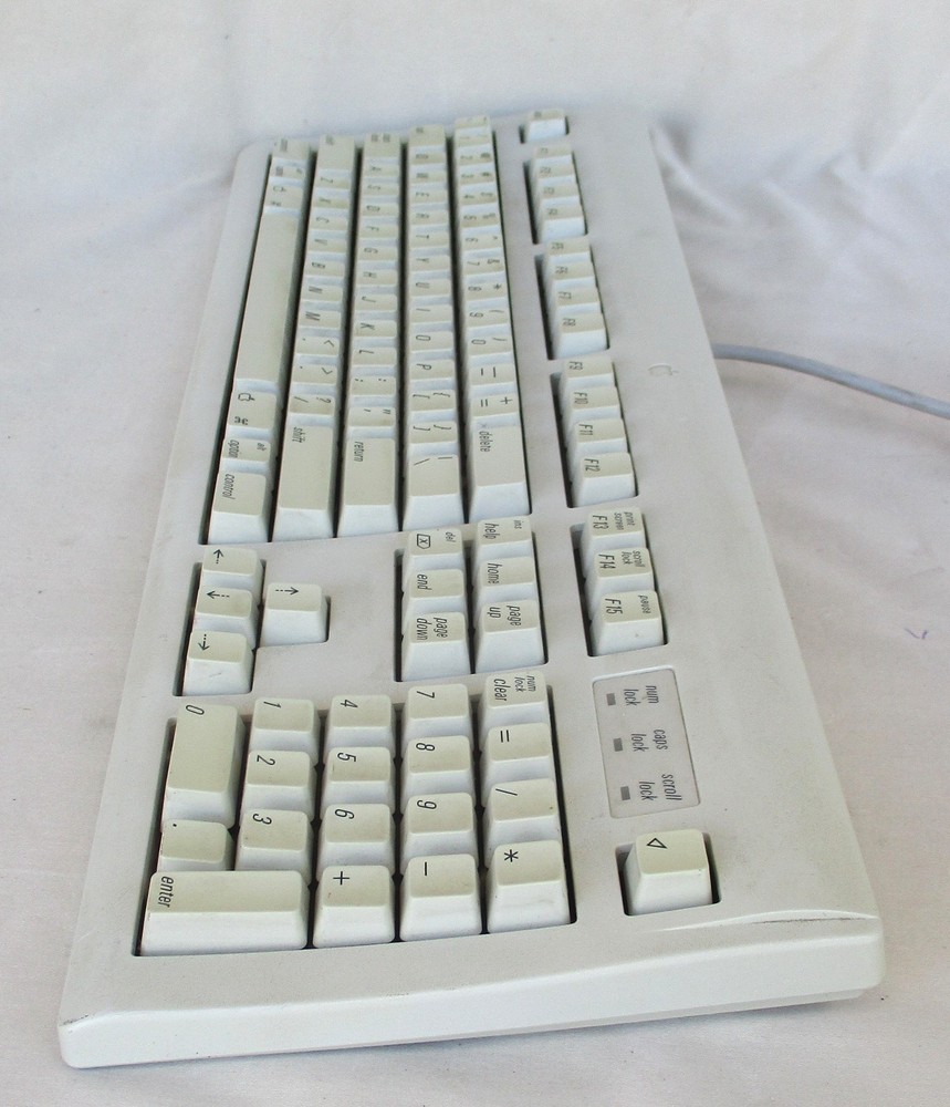 Vintage Apple Model M2980 Keyboard Very Nice But Untested
