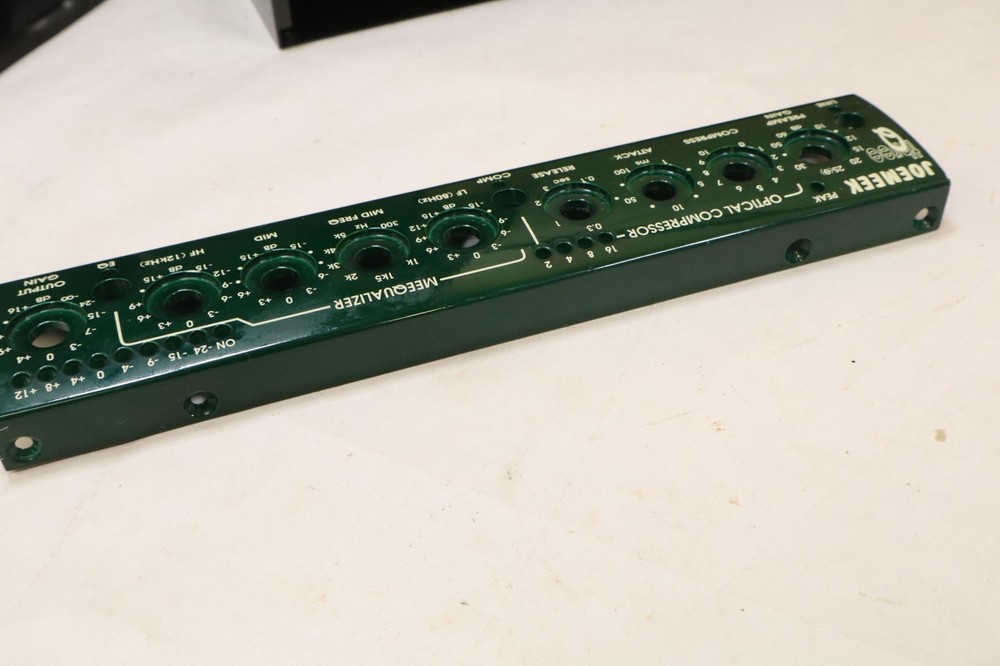 Joemeek THREEQ Halfrack EQ Optical Compressor Equalizer Part Front Face Plate