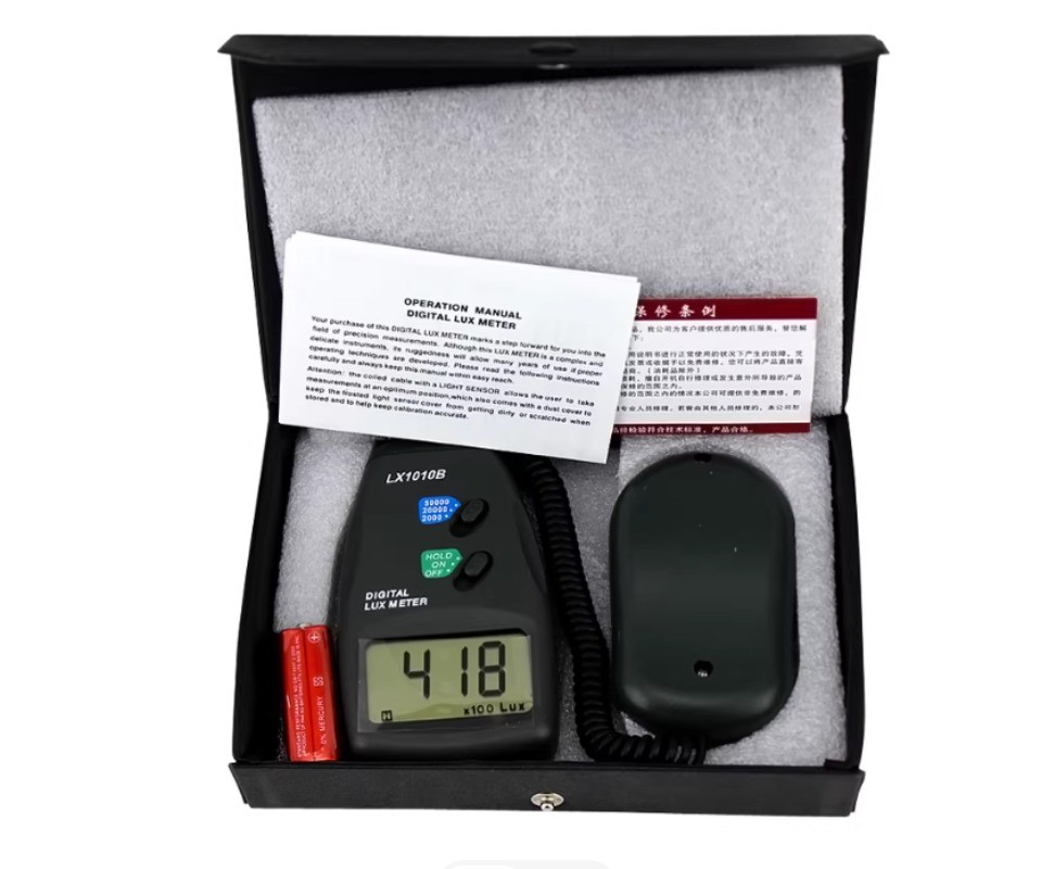 Digital Lux Meter High-Precision Photometer Automatic Range Photometer