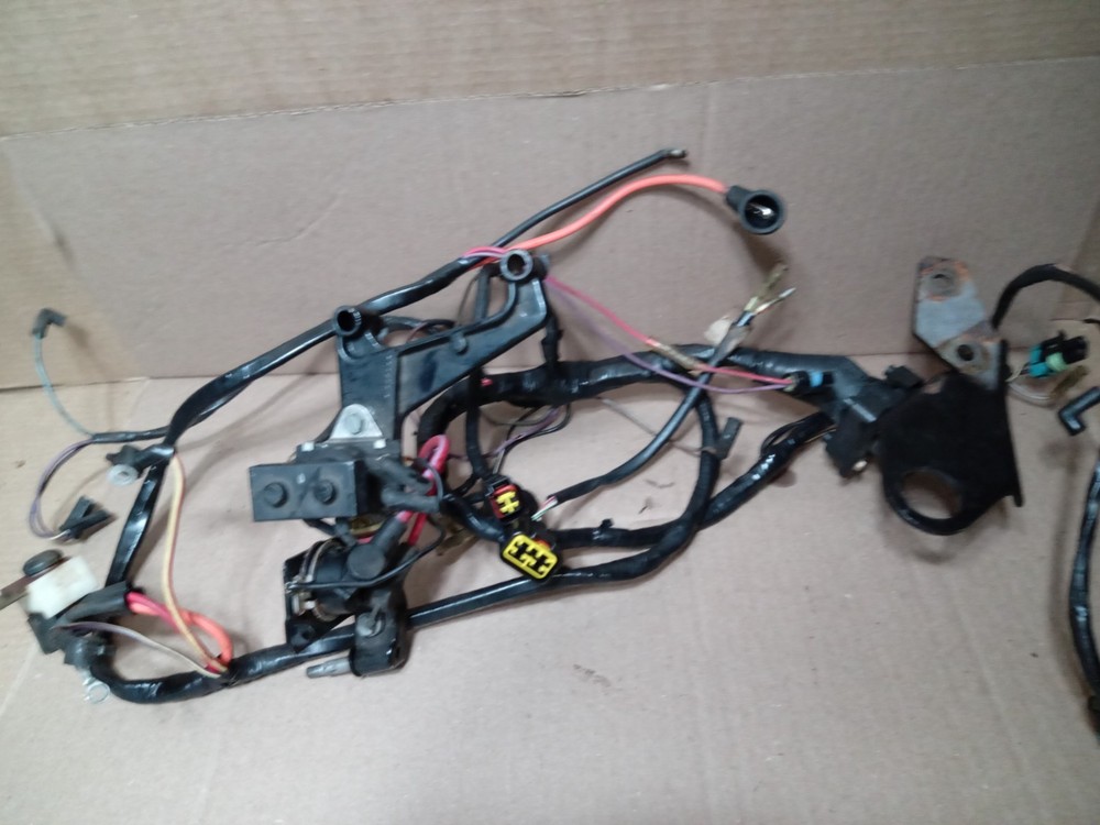 2001 MERCRUISER   4.3 WIRING HARNESS