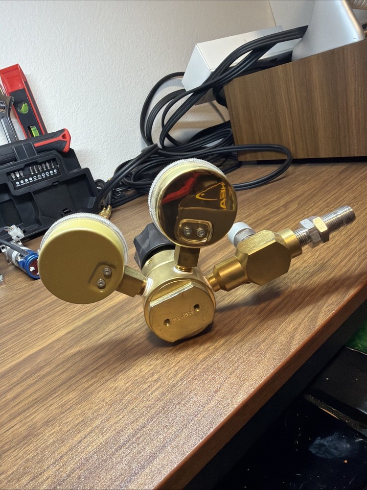 tescom pressure regulator 44-2213-241