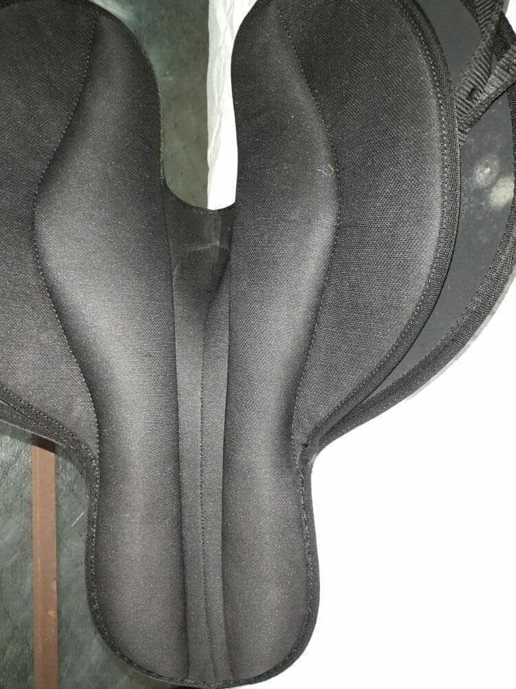 Freeny New Synthetic Race Exercise Saddle & tack