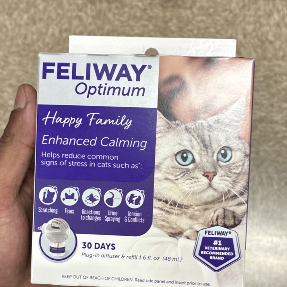Feliway Optimum Plug-In Diffuser & Refill 1.6 fl oz (48 ml) 30 Days