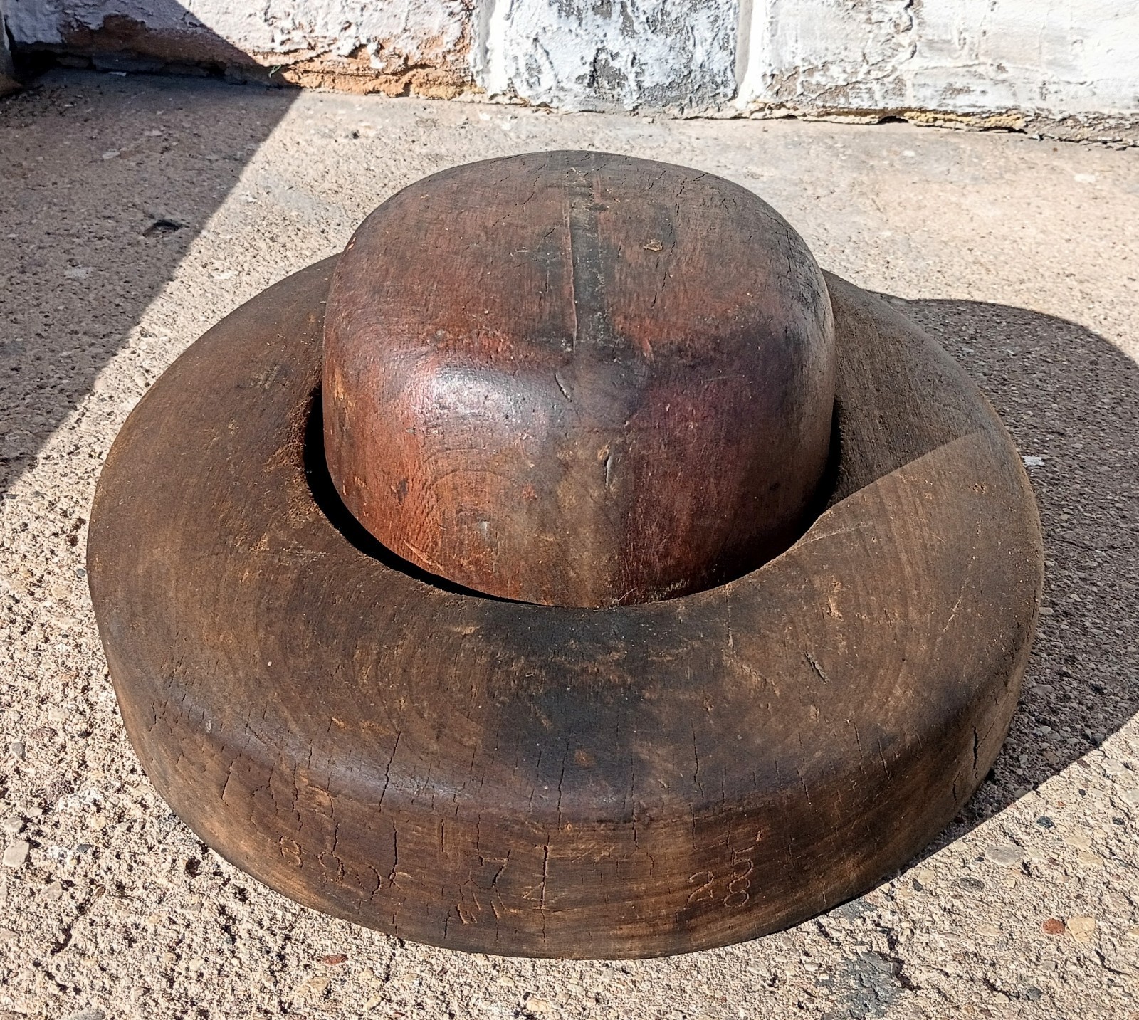 Antique Primitive Amish Solid Wood Millinery Block Dome 2 Piece Hat Form R475