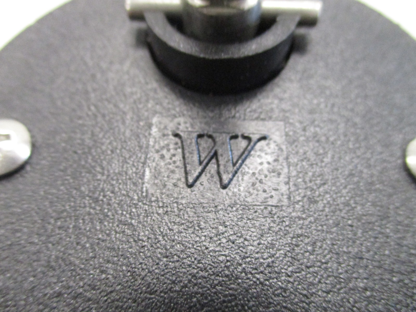 WHITECAP 3" T - STYLE LOCKING LATCH W/ KEY BLACK & CHROME S-9415B MARINE BOAT