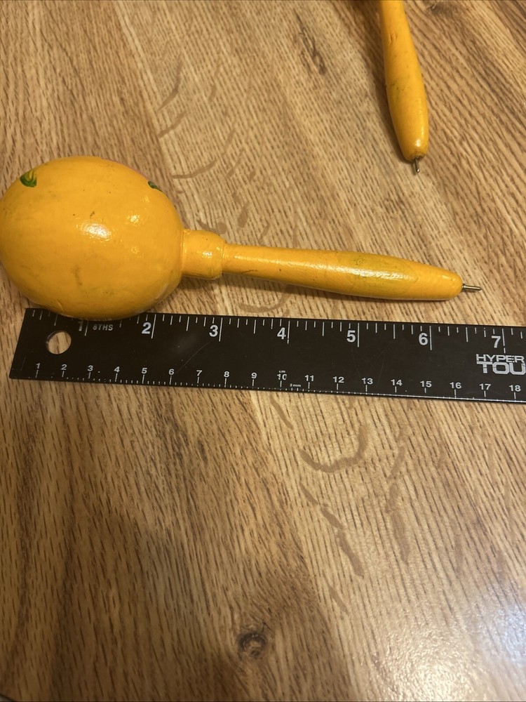 HAND PAINTED MEXICAN MACARAS