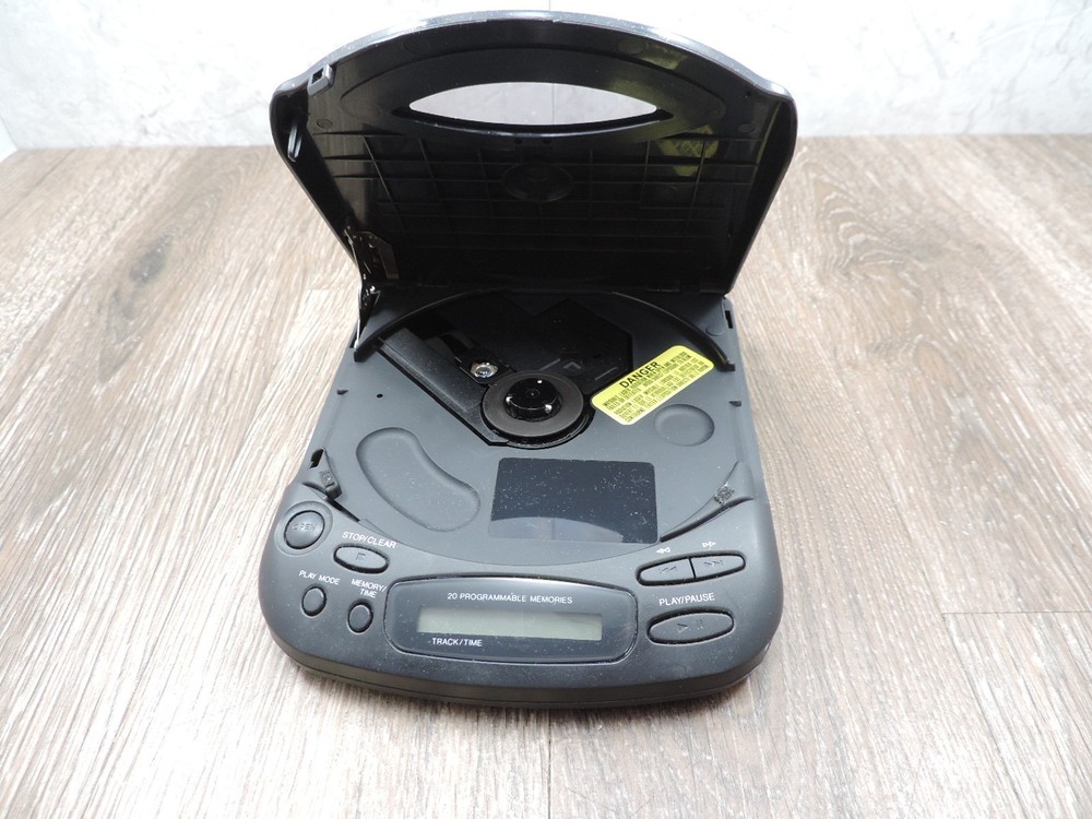 Optimus Portable Compact Disc Player CD-3380 Tested Works