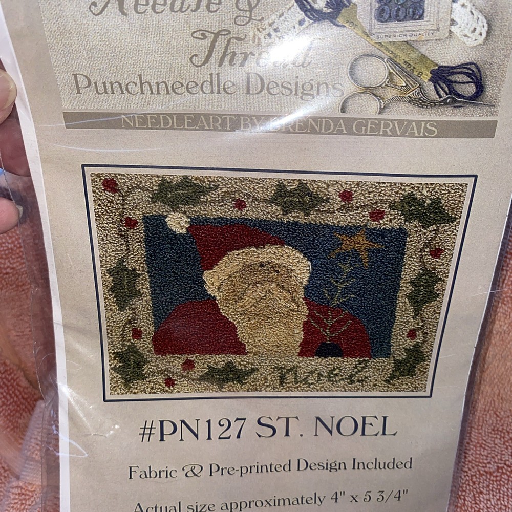 With Thy Needle & Thread Punchneedle “St Noel” Size 4x 5 3/4” Red NIP
