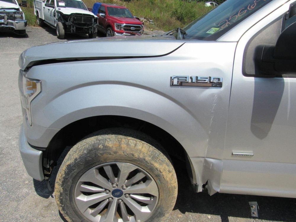 F150 2017 Glove Box 1067358