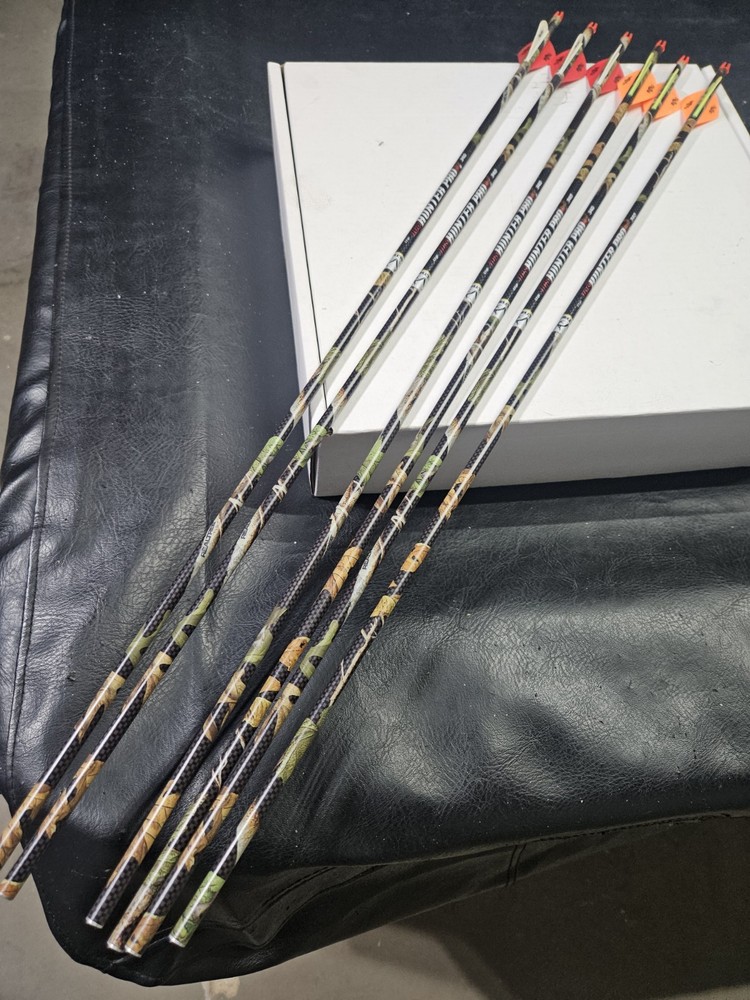 6 Beman ICS Hunter PRO Carbon Camo Arrows 340