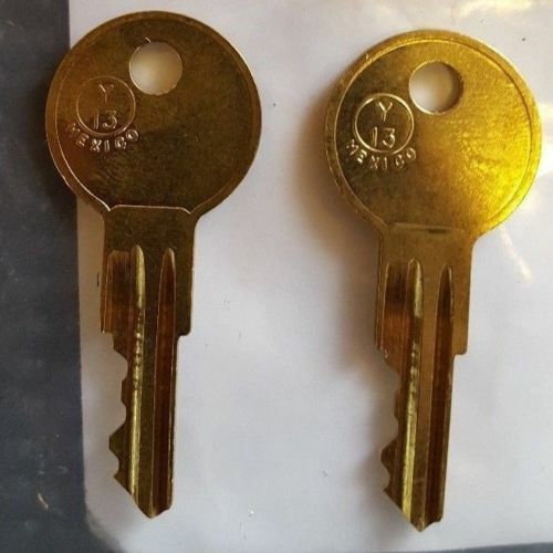 RH01 - RH50 2-KEYS FOR Tri/Mark RV RV ONLY! cut to your key code.
