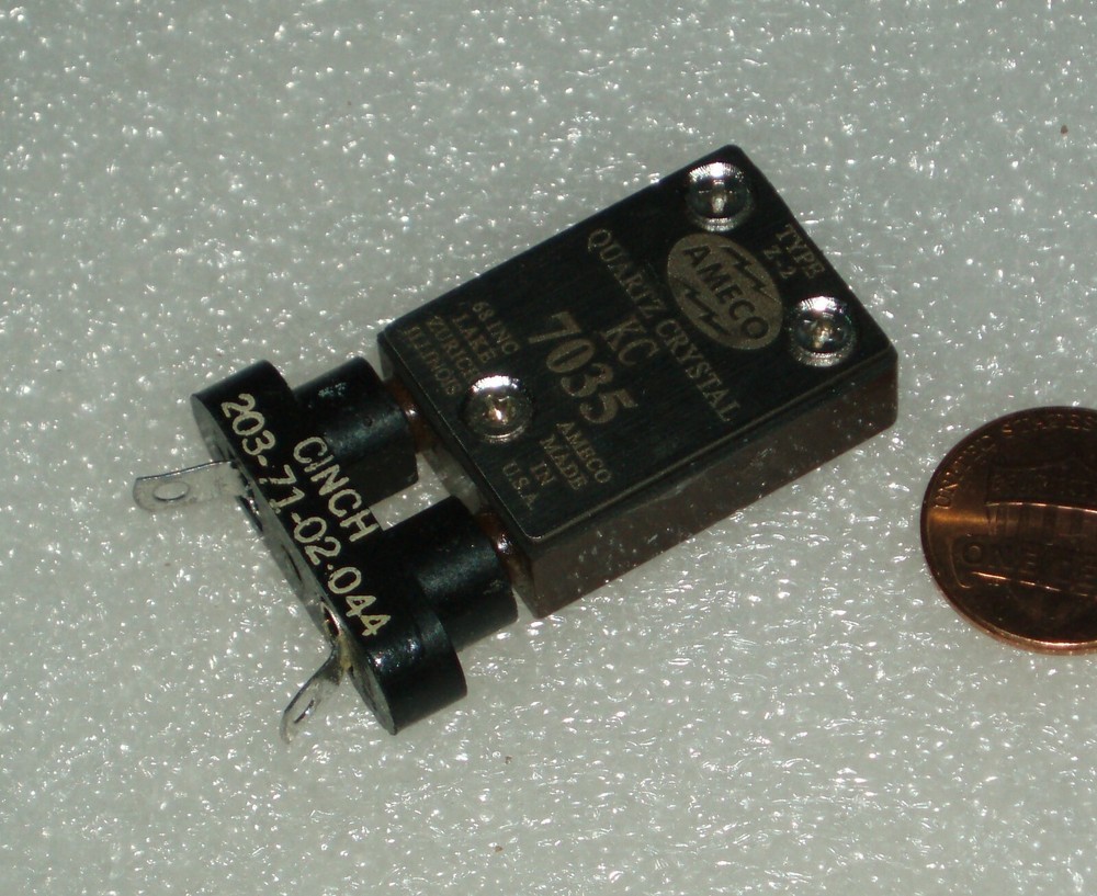 CINCH NOS quartz crystal socket can modify for FT-243 brand new