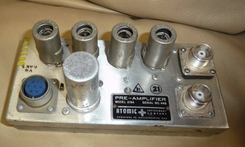 Atomic Instrument Model 219A Linear Preamplifier Used