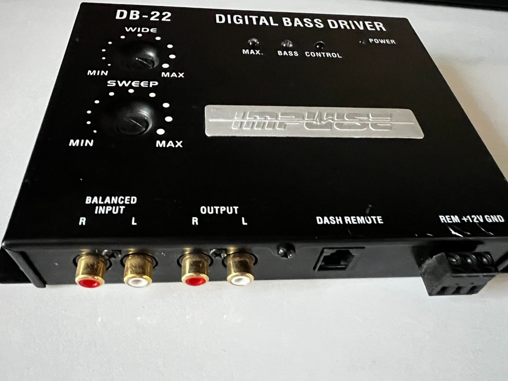 DB-22 Digital Bass Driver Audio Processor w/ Bass Control & RCA Inputs