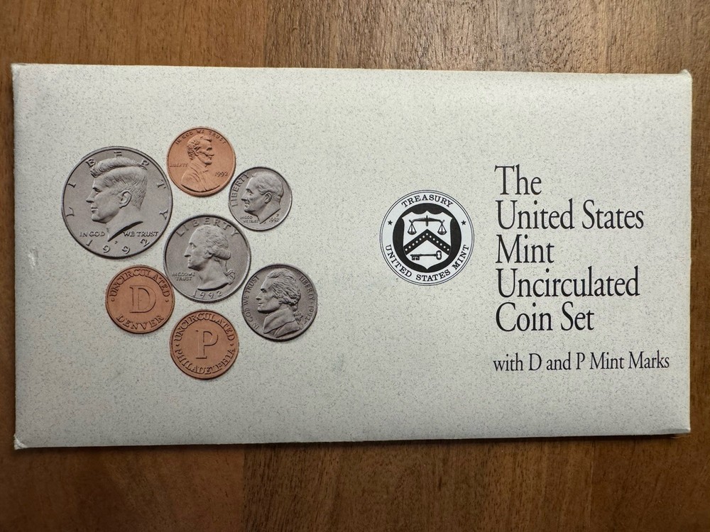 1992 U.S. Mint Uncirculated Coin Set P & D Original Packaging