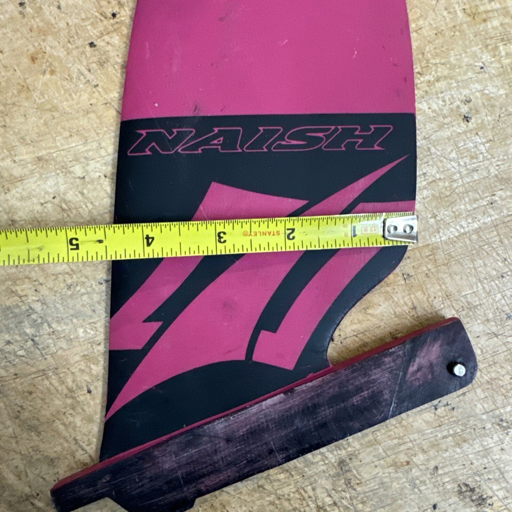 NAISH REPLACEMENT FIN SURFBOARD 9.5 surfing surf
