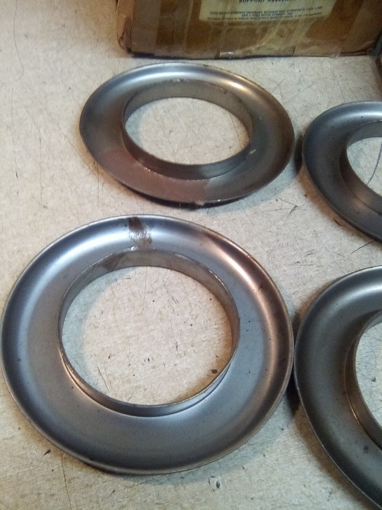 Ford D4TZ-4800-J Support Bearing