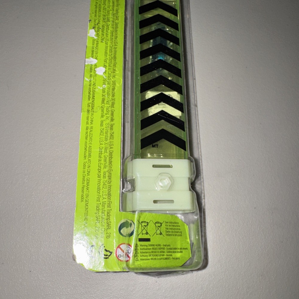HexBug Nano V2 Nano Hex Bug Glows In The Dark
