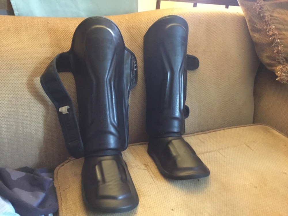 Fighter kick fighting leg pads
