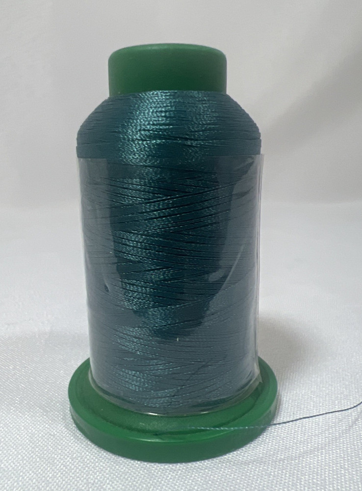 Isacord Embroidery Thread - Amazon 4643 - 1000m 40wt