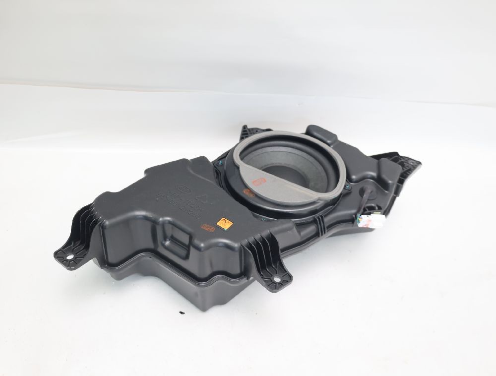 Hyundai Santa Fe 3 DM 85155 Speaker