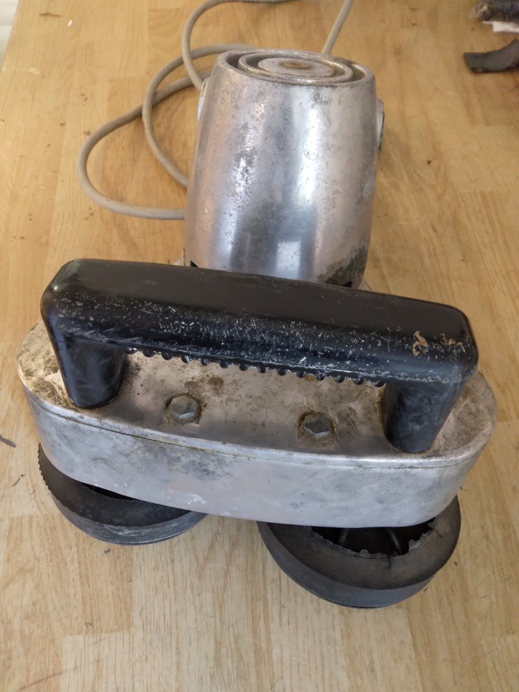 Cyclo Model 5 Professional Dual Head Polisher Buffer