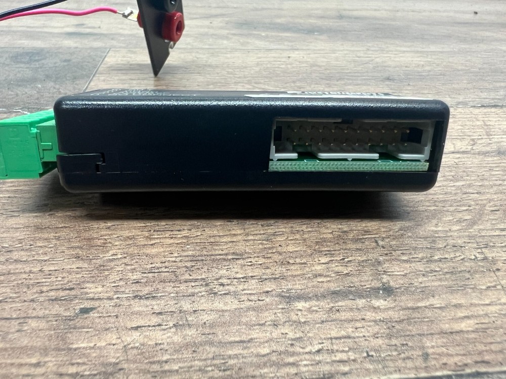 National Instruments NI SCC-FT01 Feed Through Component with connector