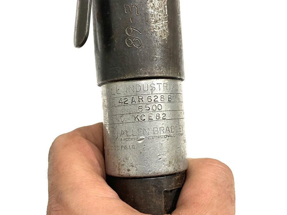 Rockwell Pneumatic 90 Degree Angle Drill 6,500 Rpms 1/4-28 Threaded.