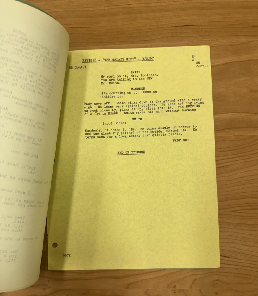 1960's Original Lost in Space "The Galaxy Gift" Sci Fi TV Show Script