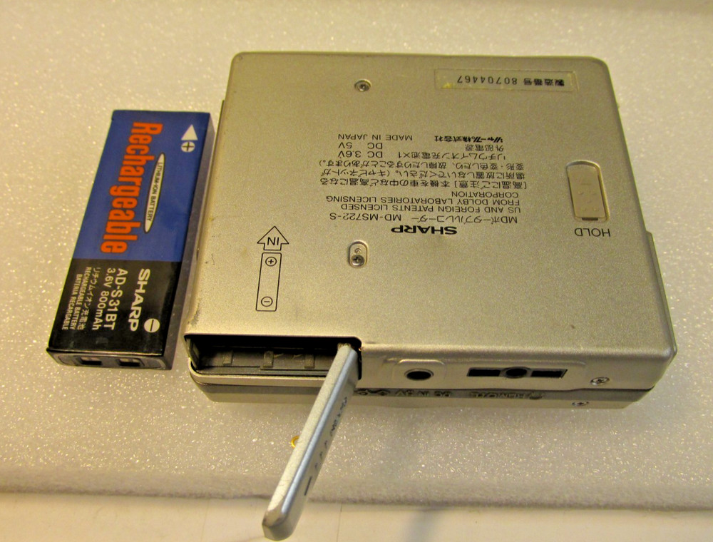Sharp Portable Minidisc Recorder Player MD -MS722S- Untested, Sold As Is.