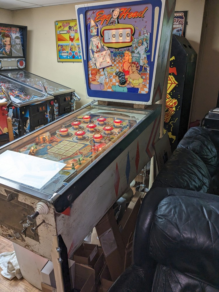 1961 Gottlieb Egg Head Pinball Machine