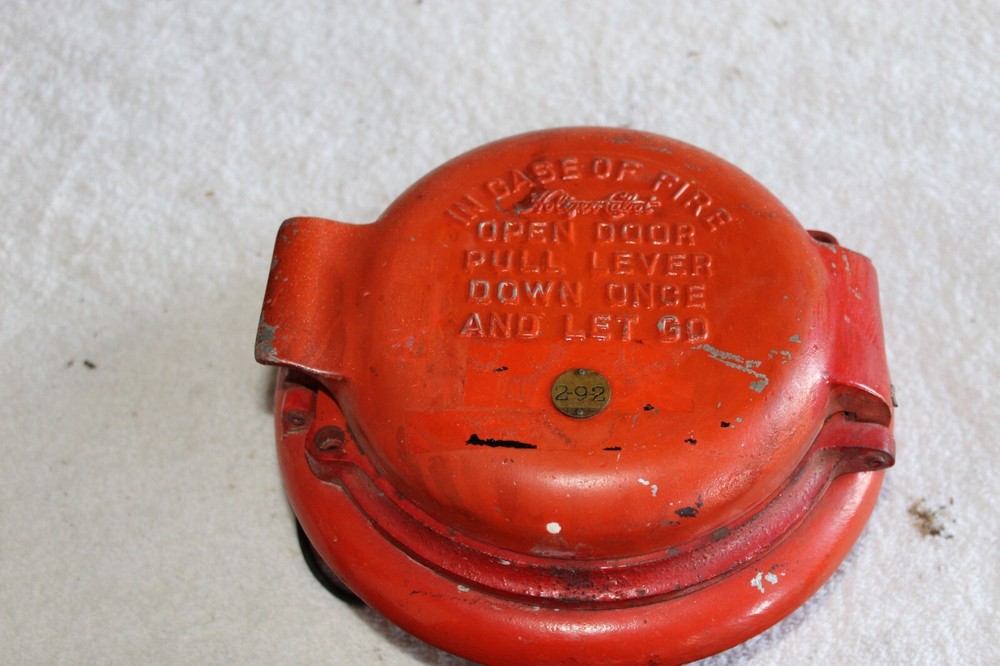 Vintage Round Fire  Alarm Holtger Cabot   Pull Station  Box