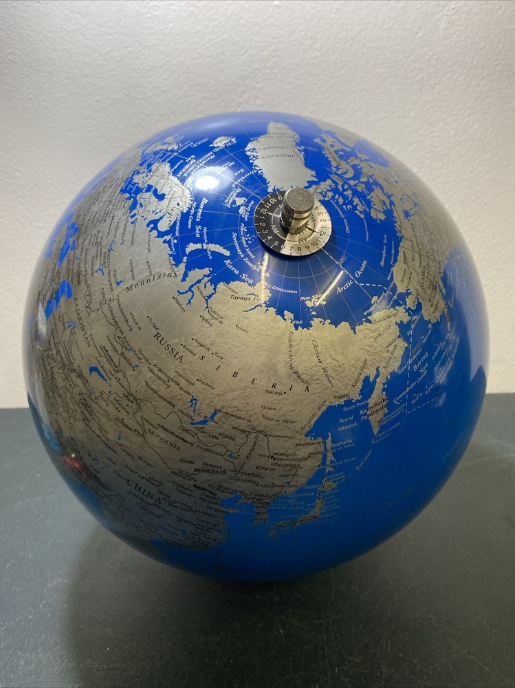 Full Circle Vision Blue & Silver Desktop World Globe 33cm Tall
