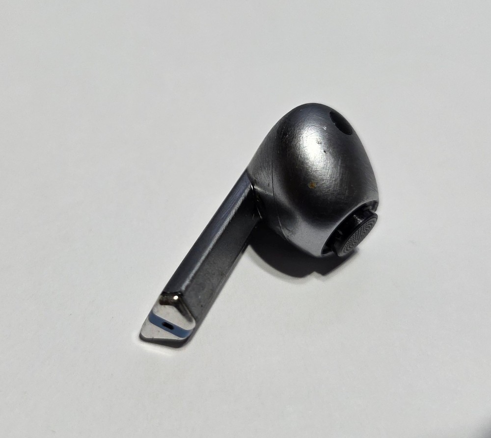 DEFECTIVE Silver Samsung Galaxy Buds3 PRO Wireless LEFT SIDE Earbud - NO POWER