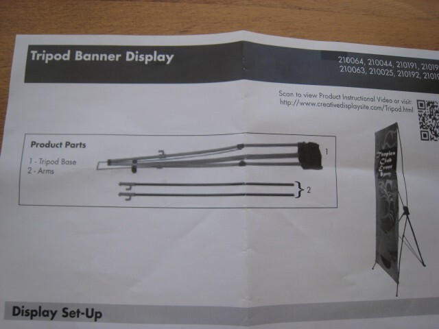 TRIPOD BANNER DISPLAY