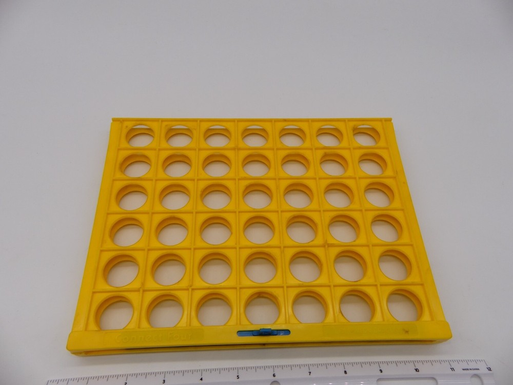 1978 Connect Four Board Game Replacement Grid w/ Retaining Lever Part Only
