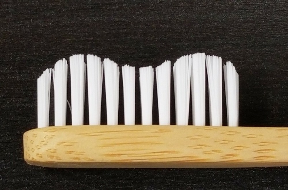 10 Oratrue Bamboo Toothbrushes & 1 Holder